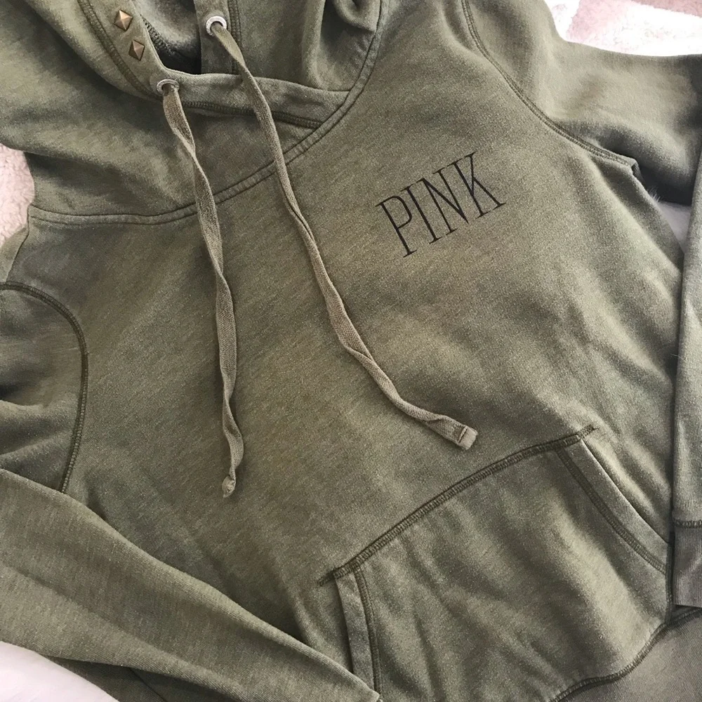 PINK-Studded hoodie - Picture 3 of 7